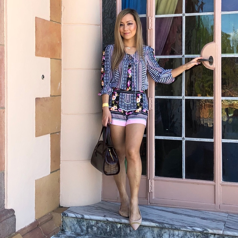 Lace up romper size S